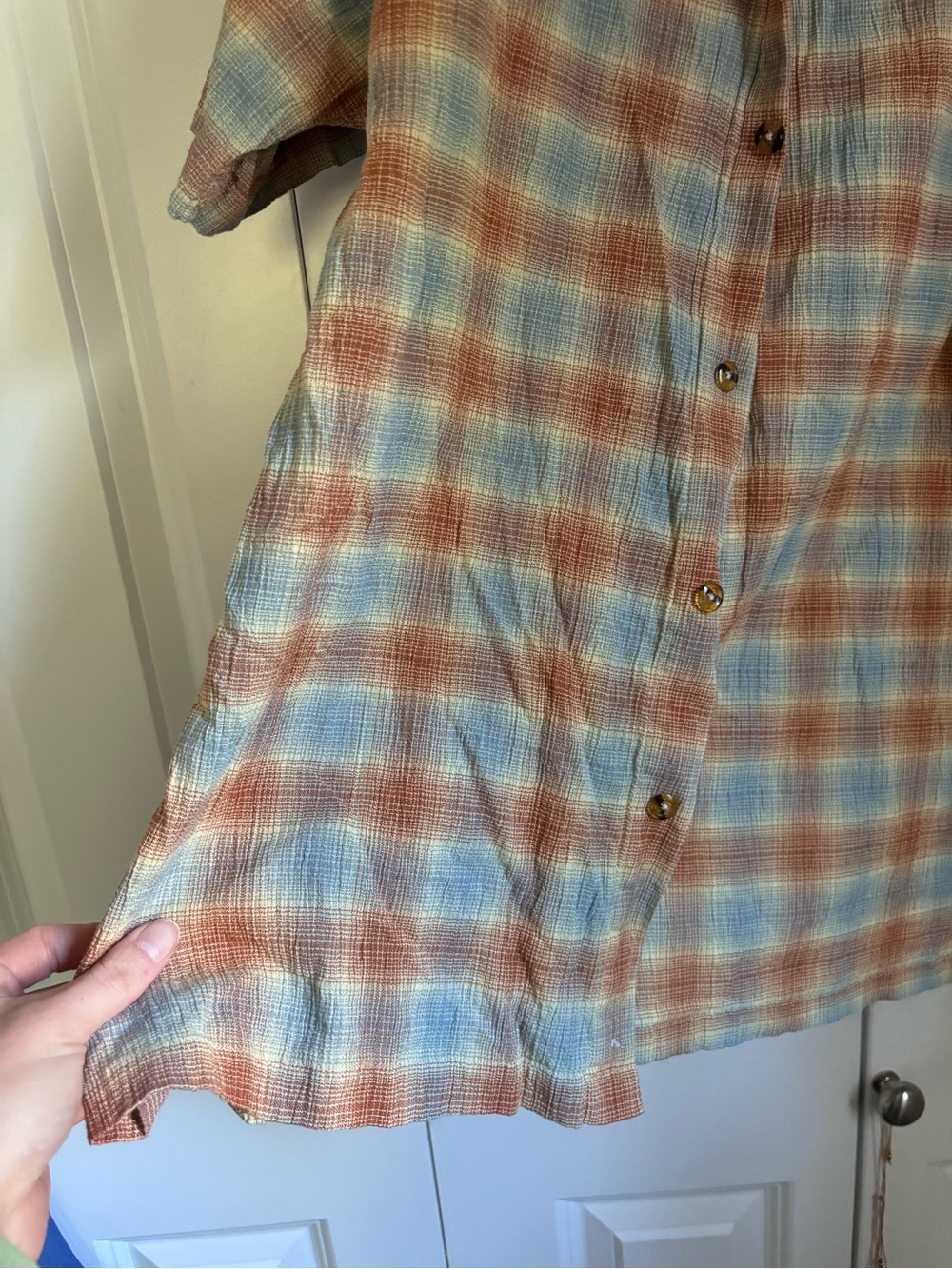 Summer Button Up - Picture 4 of 6
